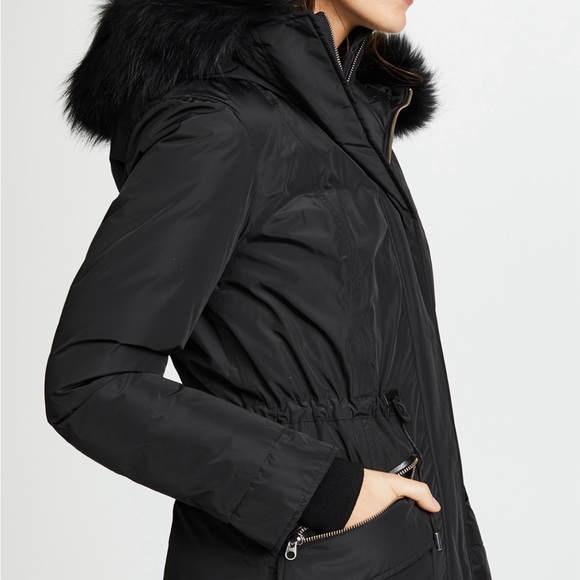 Mackage KATRYN FUR TRIM HOODED SHORT DOWN COAT IN BLACK - Picture 4 of 8